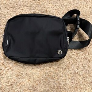 lululemon athletica Black Compact Crossbody Belt Bag